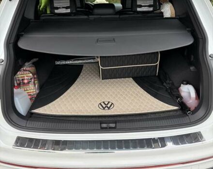 Білий Фольксваген Тігуан, об'ємом двигуна 1.98 л та пробігом 30 тис. км за 39500 $, фото 3 на Automoto.ua