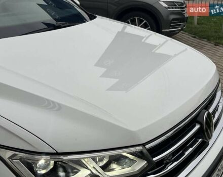 Білий Фольксваген Тігуан, об'ємом двигуна 1.98 л та пробігом 48 тис. км за 39000 $, фото 19 на Automoto.ua