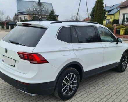 Білий Фольксваген Тігуан, об'ємом двигуна 2 л та пробігом 75 тис. км за 12400 $, фото 15 на Automoto.ua