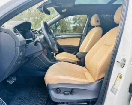 Белый Фольксваген Тигуан, объемом двигателя 2 л и пробегом 12 тыс. км за 16400 $, фото 8 на Automoto.ua