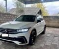 Білий Фольксваген Тігуан, об'ємом двигуна 2 л та пробігом 59 тис. км за 355 $, фото 1 на Automoto.ua