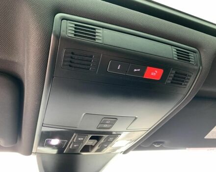 Белый Фольксваген Тигуан, объемом двигателя 2 л и пробегом 45 тыс. км за 28290 $, фото 37 на Automoto.ua