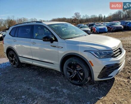 Білий Фольксваген Тігуан, об'ємом двигуна 2 л та пробігом 39 тис. км за 7600 $, фото 3 на Automoto.ua