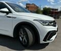 Белый Фольксваген Тигуан, объемом двигателя 1.98 л и пробегом 34 тыс. км за 40999 $, фото 2 на Automoto.ua