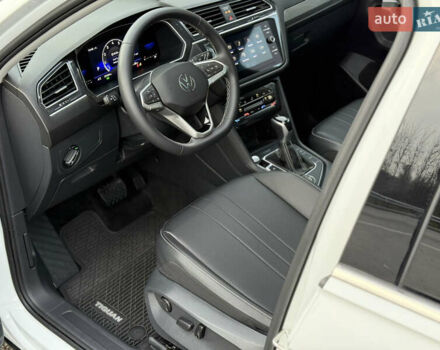 Белый Фольксваген Тигуан, объемом двигателя 1.98 л и пробегом 48 тыс. км за 26999 $, фото 16 на Automoto.ua