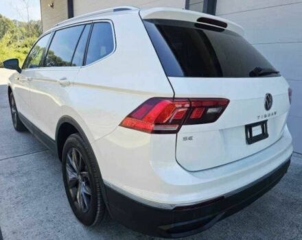 Белый Фольксваген Тигуан, объемом двигателя 2 л и пробегом 23 тыс. км за 12000 $, фото 4 на Automoto.ua