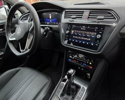 Білий Фольксваген Тігуан, об'ємом двигуна 2.01 л та пробігом 15 тис. км за 27700 $, фото 25 на Automoto.ua