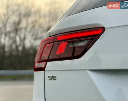 Белый Фольксваген Тигуан, объемом двигателя 1.98 л и пробегом 48 тыс. км за 26999 $, фото 12 на Automoto.ua