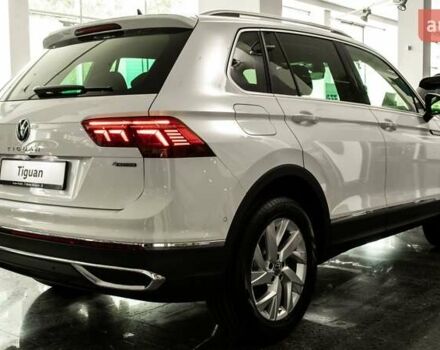 Белый Фольксваген Тигуан, объемом двигателя 1.98 л и пробегом 12 тыс. км за 39000 $, фото 7 на Automoto.ua