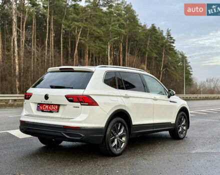 Белый Фольксваген Тигуан, объемом двигателя 1.98 л и пробегом 48 тыс. км за 26999 $, фото 4 на Automoto.ua