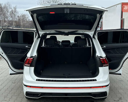 Білий Фольксваген Тігуан, об'ємом двигуна 1.98 л та пробігом 43 тис. км за 27800 $, фото 40 на Automoto.ua