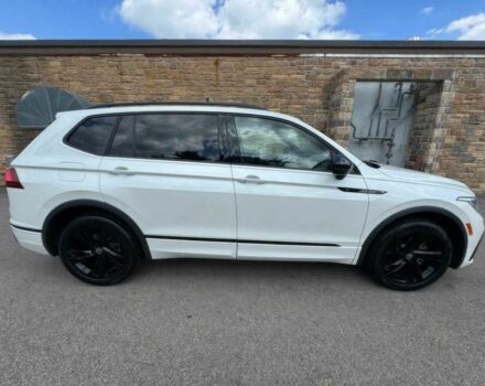 Білий Фольксваген Тігуан, об'ємом двигуна 2 л та пробігом 12 тис. км за 9300 $, фото 6 на Automoto.ua