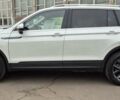 Білий Фольксваген Тігуан, об'ємом двигуна 2.01 л та пробігом 15 тис. км за 27700 $, фото 1 на Automoto.ua