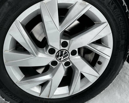 Белый Фольксваген Тигуан, объемом двигателя 1.98 л и пробегом 12 тыс. км за 39000 $, фото 45 на Automoto.ua