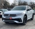 Белый Фольксваген Тигуан, объемом двигателя 2 л и пробегом 45 тыс. км за 28290 $, фото 1 на Automoto.ua