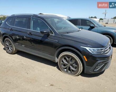 Білий Фольксваген Тігуан, об'ємом двигуна 2 л та пробігом 25 тис. км за 7500 $, фото 3 на Automoto.ua