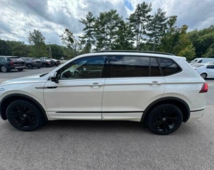 Білий Фольксваген Тігуан, об'ємом двигуна 2 л та пробігом 12 тис. км за 9300 $, фото 2 на Automoto.ua