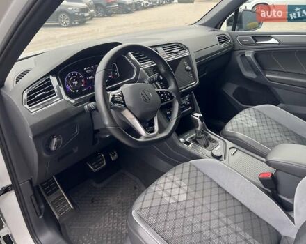 Белый Фольксваген Тигуан, объемом двигателя 1.98 л и пробегом 44 тыс. км за 43500 $, фото 16 на Automoto.ua