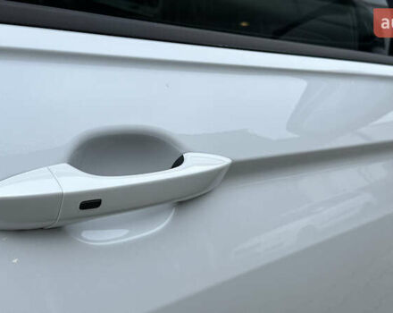 Білий Фольксваген Тігуан, об'ємом двигуна 1.98 л та пробігом 43 тис. км за 27800 $, фото 47 на Automoto.ua