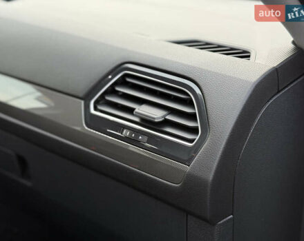 Белый Фольксваген Тигуан, объемом двигателя 1.98 л и пробегом 48 тыс. км за 26999 $, фото 33 на Automoto.ua