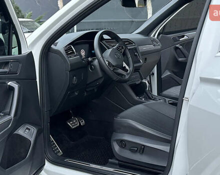 Білий Фольксваген Тігуан, об'ємом двигуна 1.98 л та пробігом 43 тис. км за 27800 $, фото 14 на Automoto.ua