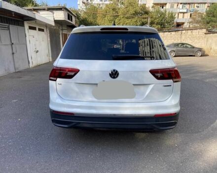 Белый Фольксваген Тигуан, объемом двигателя 2 л и пробегом 31 тыс. км за 16700 $, фото 5 на Automoto.ua