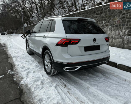Белый Фольксваген Тигуан, объемом двигателя 1.98 л и пробегом 12 тыс. км за 39000 $, фото 11 на Automoto.ua