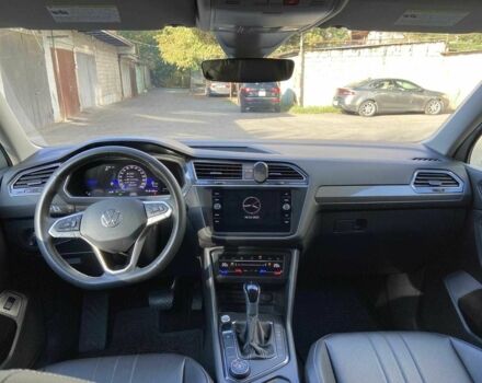 Белый Фольксваген Тигуан, объемом двигателя 2 л и пробегом 31 тыс. км за 16700 $, фото 10 на Automoto.ua