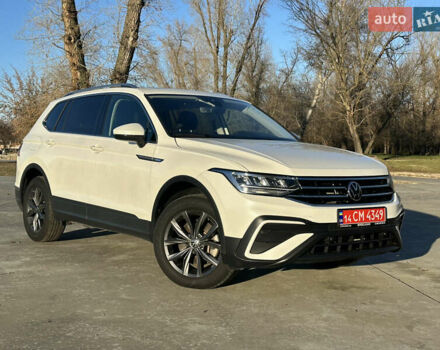 Белый Фольксваген Тигуан, объемом двигателя 1.98 л и пробегом 48 тыс. км за 25900 $, фото 9 на Automoto.ua