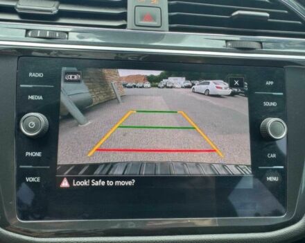 Білий Фольксваген Тігуан, об'ємом двигуна 2 л та пробігом 12 тис. км за 9300 $, фото 9 на Automoto.ua