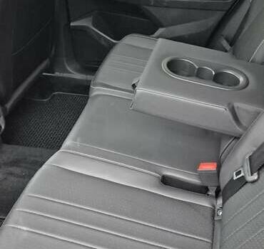 Білий Фольксваген Тігуан, об'ємом двигуна 2.01 л та пробігом 15 тис. км за 27700 $, фото 29 на Automoto.ua