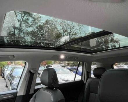 Білий Фольксваген Тігуан, об'ємом двигуна 2 л та пробігом 28 тис. км за 16400 $, фото 11 на Automoto.ua