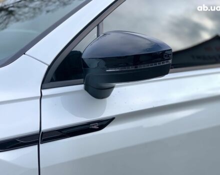 Белый Фольксваген Тигуан, объемом двигателя 2 л и пробегом 45 тыс. км за 28290 $, фото 8 на Automoto.ua