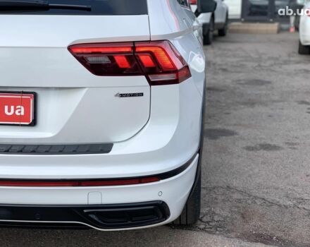 Белый Фольксваген Тигуан, объемом двигателя 2 л и пробегом 45 тыс. км за 28290 $, фото 11 на Automoto.ua