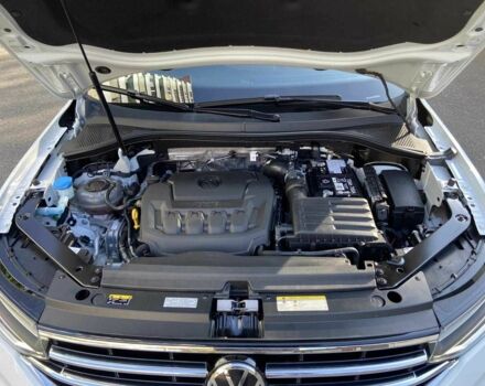 Белый Фольксваген Тигуан, объемом двигателя 2 л и пробегом 31 тыс. км за 16700 $, фото 14 на Automoto.ua