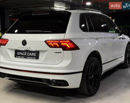 Белый Фольксваген Тигуан, объемом двигателя 2 л и пробегом 48 тыс. км за 42900 $, фото 16 на Automoto.ua