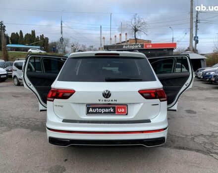 Белый Фольксваген Тигуан, объемом двигателя 2 л и пробегом 45 тыс. км за 28290 $, фото 17 на Automoto.ua