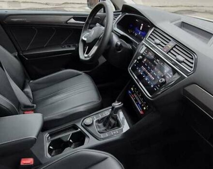 Білий Фольксваген Тігуан, об'ємом двигуна 2.01 л та пробігом 15 тис. км за 27700 $, фото 23 на Automoto.ua