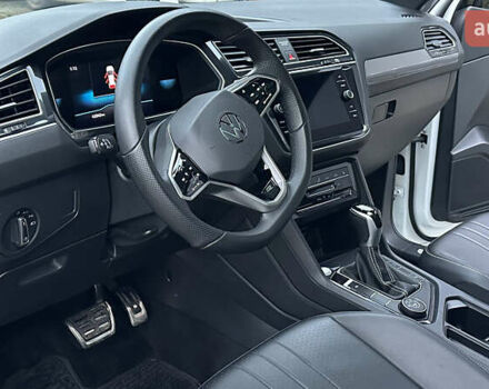 Білий Фольксваген Тігуан, об'ємом двигуна 1.98 л та пробігом 43 тис. км за 27800 $, фото 16 на Automoto.ua