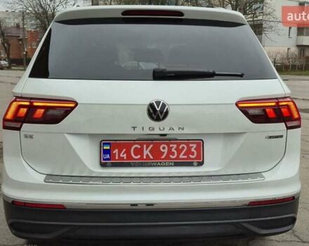 Білий Фольксваген Тігуан, об'ємом двигуна 2.01 л та пробігом 15 тис. км за 27700 $, фото 11 на Automoto.ua