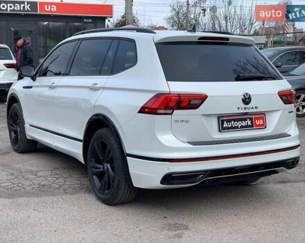 Белый Фольксваген Тигуан, объемом двигателя 2 л и пробегом 45 тыс. км за 28290 $, фото 7 на Automoto.ua