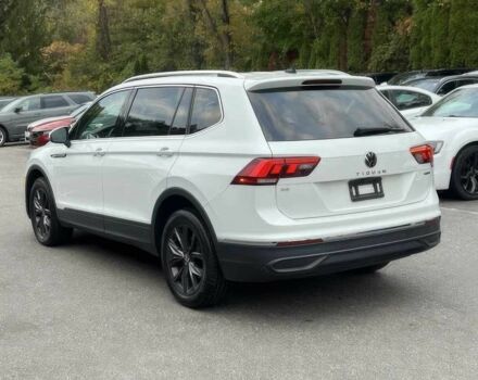 Білий Фольксваген Тігуан, об'ємом двигуна 2 л та пробігом 28 тис. км за 16400 $, фото 3 на Automoto.ua
