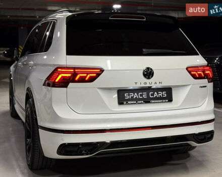 Белый Фольксваген Тигуан, объемом двигателя 2 л и пробегом 48 тыс. км за 42900 $, фото 17 на Automoto.ua