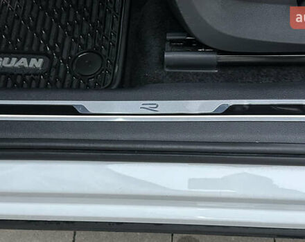 Білий Фольксваген Тігуан, об'ємом двигуна 1.98 л та пробігом 43 тис. км за 27800 $, фото 25 на Automoto.ua