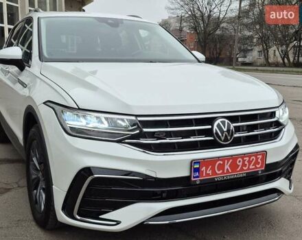 Білий Фольксваген Тігуан, об'ємом двигуна 2.01 л та пробігом 15 тис. км за 27700 $, фото 6 на Automoto.ua
