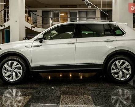 Белый Фольксваген Тигуан, объемом двигателя 1.98 л и пробегом 12 тыс. км за 39000 $, фото 8 на Automoto.ua