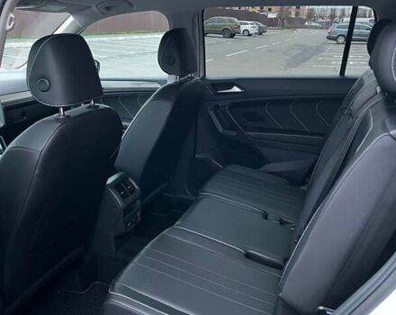 Белый Фольксваген Тигуан, объемом двигателя 1.98 л и пробегом 16 тыс. км за 27800 $, фото 15 на Automoto.ua