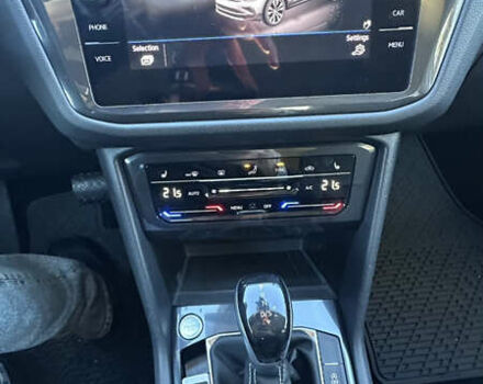 Белый Фольксваген Тигуан, объемом двигателя 1.98 л и пробегом 48 тыс. км за 25900 $, фото 28 на Automoto.ua