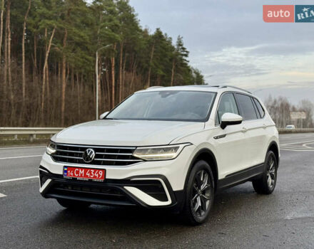 Белый Фольксваген Тигуан, объемом двигателя 1.98 л и пробегом 48 тыс. км за 26999 $, фото 9 на Automoto.ua