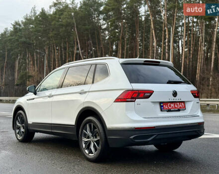 Белый Фольксваген Тигуан, объемом двигателя 1.98 л и пробегом 48 тыс. км за 26999 $, фото 5 на Automoto.ua